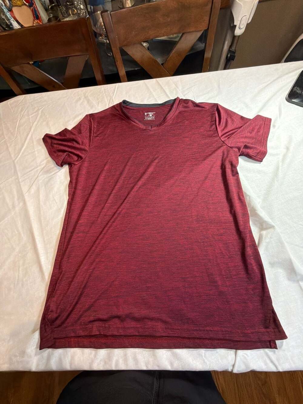 Liberty Pro Men's Size L V-Neck Athletic Performance T-Shirt Maroon